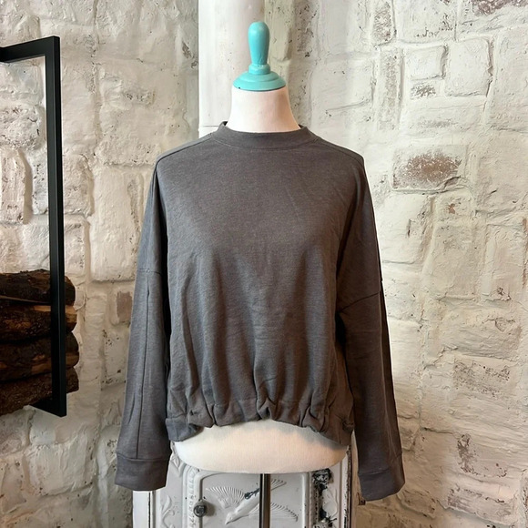 Fabletics | High Neck Cropped Sweatshirt - Picture 1 of 7